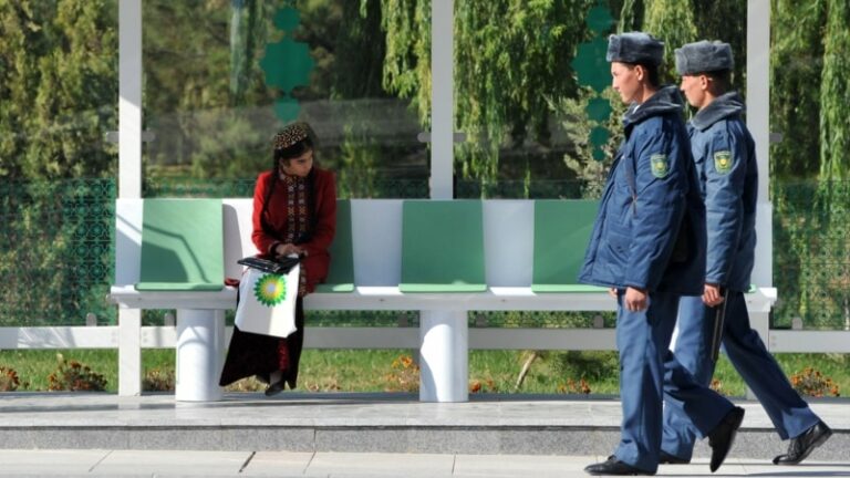 Turkmenistan Increases Controls On Its People After Unrest In Kazakhstan