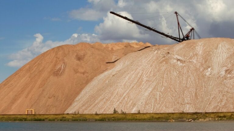 Lithuania Terminates Railways Contract To Transport Belarus-Produced Potash