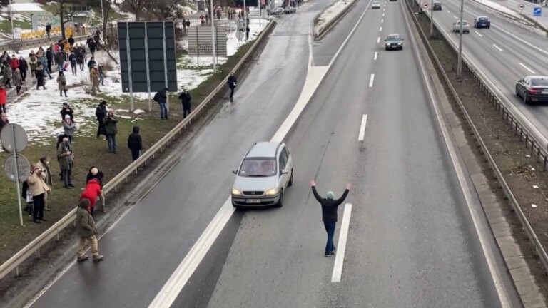 Serbs Block Major Highways In Latest Protest Against Lithium Mine Plans